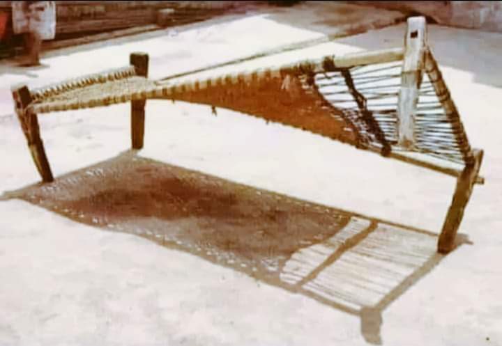 खटिया को देख रहे हो,यह परछाई में सीधी दिख रही है,वास्तविकता में टेढ़ी है।इसी प्रकार NPS परछाई में सीधी दिखती है लेकिन असल मे इस खटिया की तरह है,तो दिखावे पर मत जाओ,अपनी अक्ल लगाओ।
#OPS
#पुरानी_पेंशन
<a href="/PMOIndia/">PMO India</a>
<a href="/Bhupendrapbjp/">Bhupendra Patel</a>
<a href="/CMOGuj/">CMO Gujarat</a>
<a href="/NOPRUF_INDIA/">National Old Pension Restoration United Front</a>
<a href="/nopruf_Guj/">NOPRUF Gujarat (official)</a>
<a href="/ravishndtv/">ravish ndtv</a>
<a href="/Aamitabh2/">Amitabh Agnihotri</a>