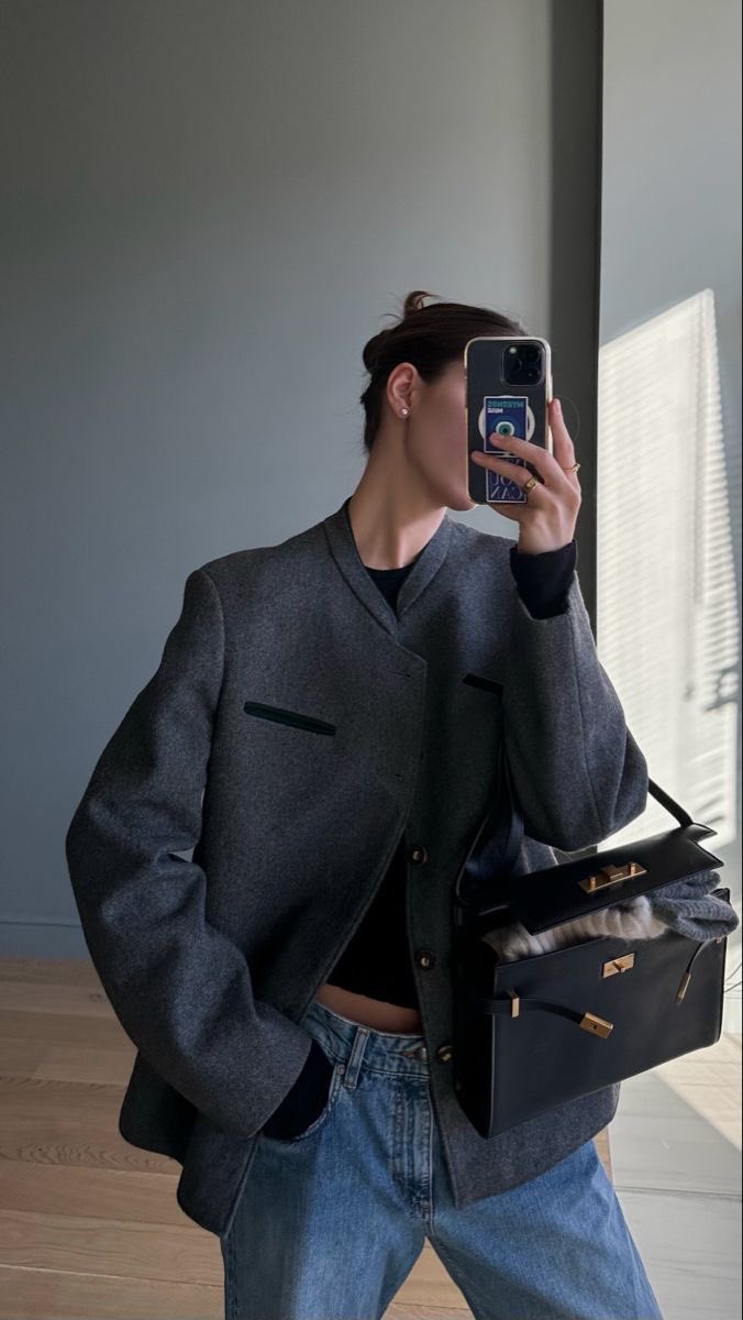 seraphicgirl_'s tweet image. workout day