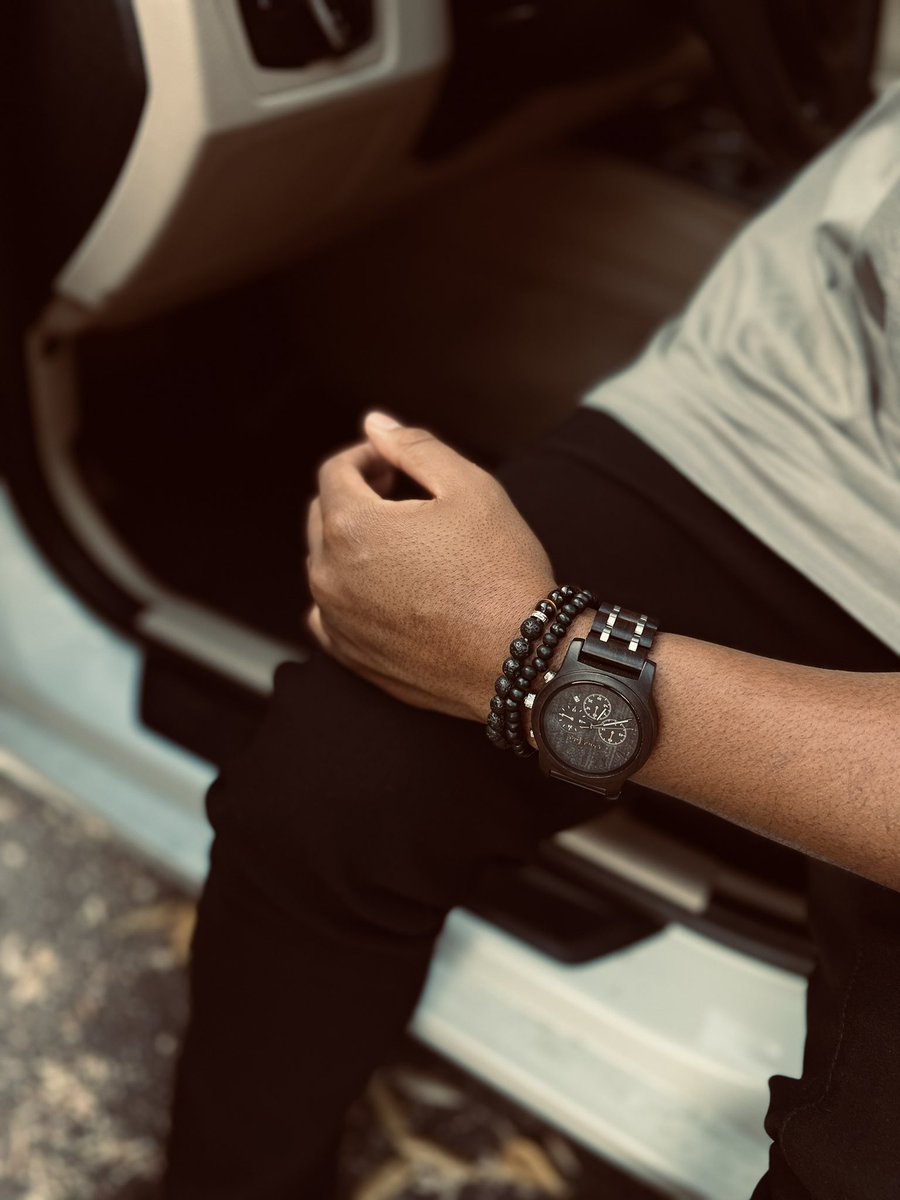 desert_lotus_1's tweet image. Super Bowl Sunday #Giveaway #Free #WatchesofTwitter #MensWatch