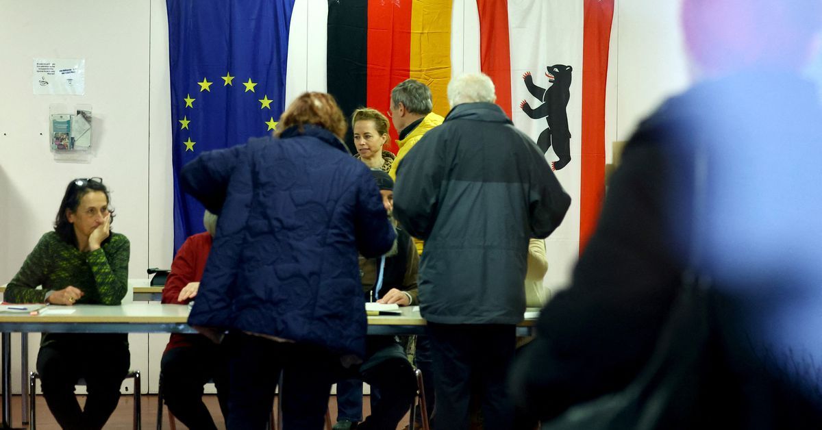 Reuters's tweet photo. Berlin reruns election in test for Scholz's SPD https://t.co/OLZE5RWzzE https://t.co/xU1HJs9Lcs