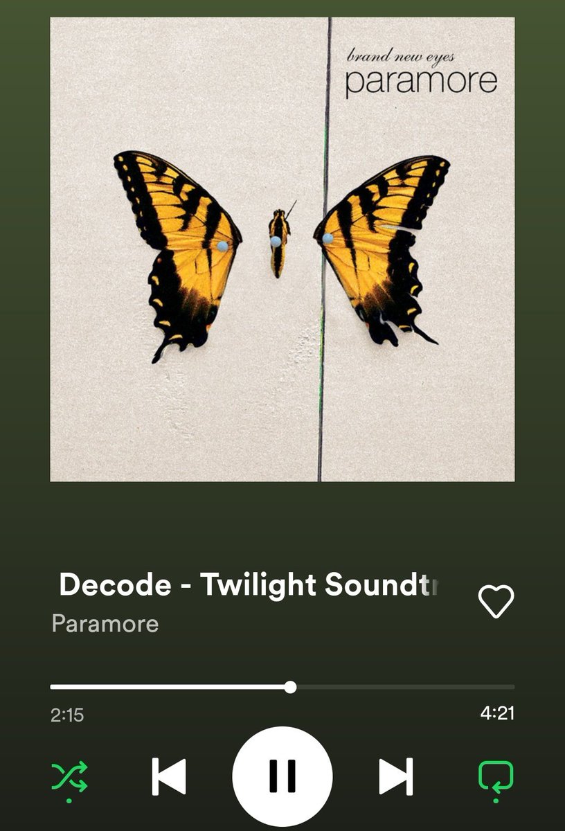 AFParker642's tweet photo. #ThrowbackJamOfTheDay taking it all the way back to 2008 and Twilight!

@paramore https://t.co/rGDe3jKScv