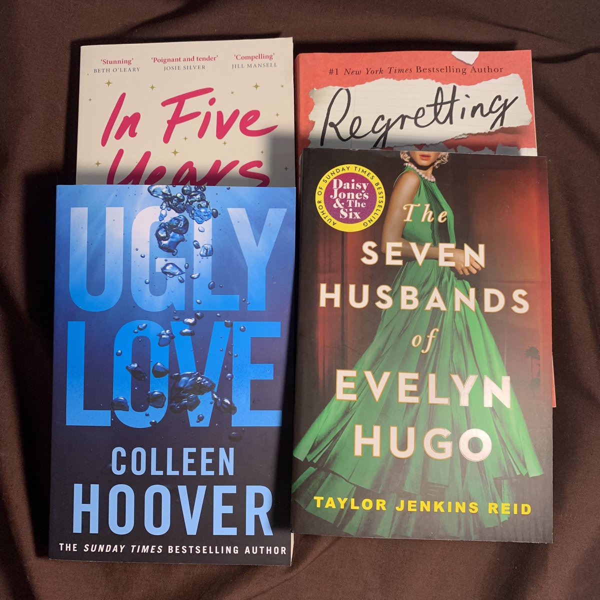 twigxcollection's tweet photo. หนังสือมือ 1 พร้อมส่งทุกเล่ม *มีตำหนิจากการขนส่ง(ขอดูเพิ่มเติมได้ค่ะ) 💐
The Seven Husbands of Evelyn Hugo 320 บาท
*Ugly Love 280 บาท
*In Five Years 280 บาท
*Regretting You 340 บาท
ราคาไม่รวมส่ง สนใจ dm ได้เลยค่ะ 💖

#หนังสือน่าอ่าน #วรรณกรรมภาษาอังกฤษ #หนังสือภาษาอังกฤษ https://t.co/xJ4k0scMQN