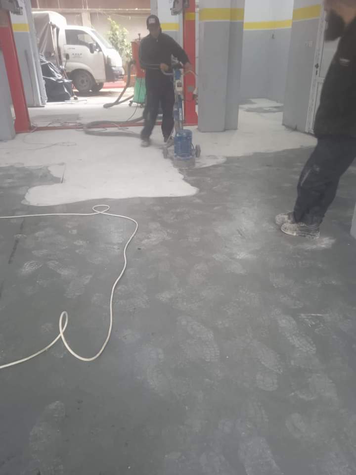 FSdcalgerie's tweet image. Revêtement de sol #garage_mécanique en résine epoxy marque #Flowcrete.
L&apos;expérience de longue date de notre entreprise SDC Algérie  garantit la qualité de tous ses produits. 
pour plus d&apos;informations n&apos;hésitez pas à nous contacter :
0560991596
fella.sdcalgerie@gmail.com