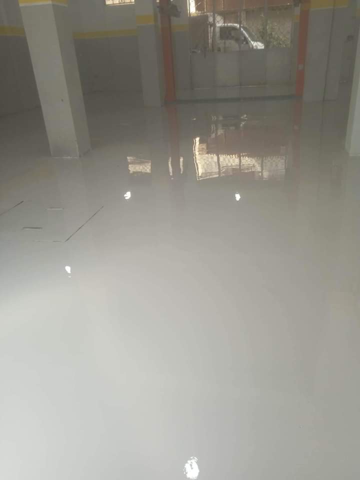 FSdcalgerie's tweet image. Revêtement de sol #garage_mécanique en résine epoxy marque #Flowcrete.
L&apos;expérience de longue date de notre entreprise SDC Algérie  garantit la qualité de tous ses produits. 
pour plus d&apos;informations n&apos;hésitez pas à nous contacter :
0560991596
fella.sdcalgerie@gmail.com