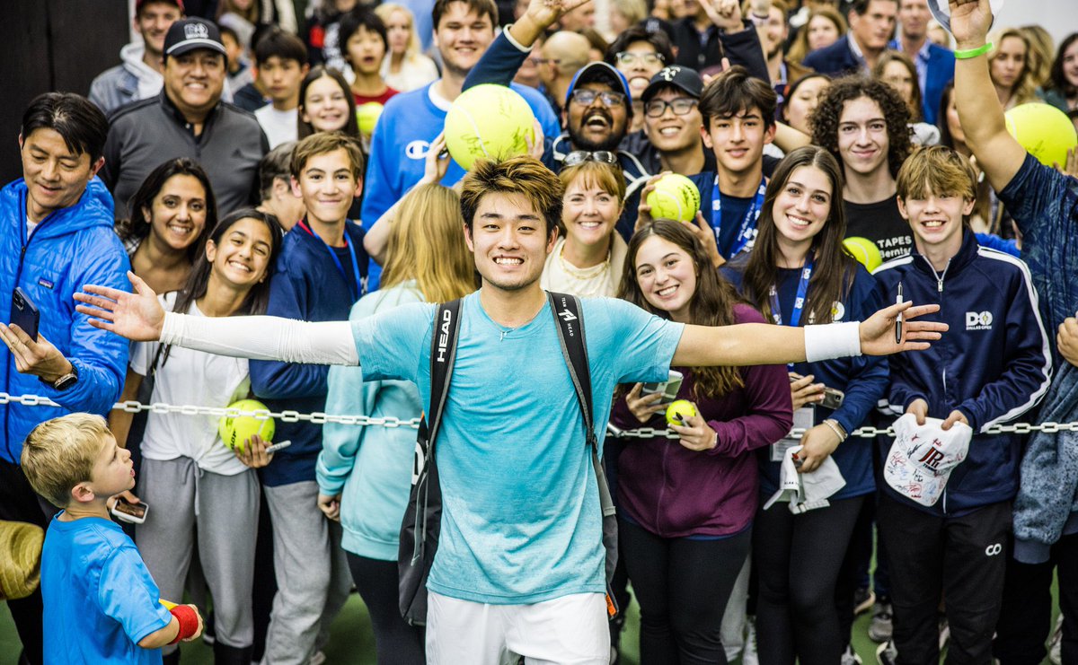 TennisLand3's tweet photo. Non mais Yibing, on a dit top 30 à la fin de l’année, prends ton temps bonhomme !

Le talent de ce mec est irréel. 

Finale cette nuit contre John Isner. 

S’il perd, il sera 76ème mondial lundi.

S’il gagne, il sera 58ème.

Lol.

#ATP #Tennis https://t.co/xYXyMRCNkW
