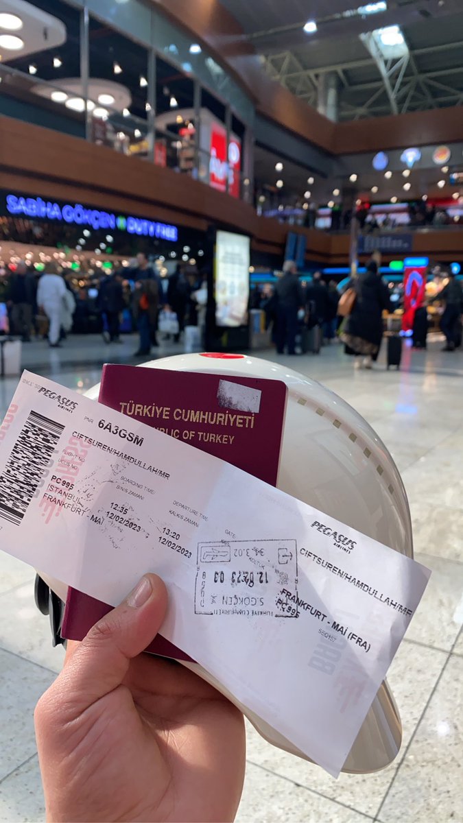 Almanya bir Mühendis kazandı, Türkiye bir mühendis kaybetti diye tweet atıp sevinecektim ama şimdi bu talihsiz felaket ve ihmalsizlikler yüzünden yüreğim acıyor..
Bu hükümet ve ‘zihniyet’ bizden bir gençlik çaldı, hayallerimizi çaldı..Ama geleceğimizi çalamayacak..

Sağlıcakla👋🏻