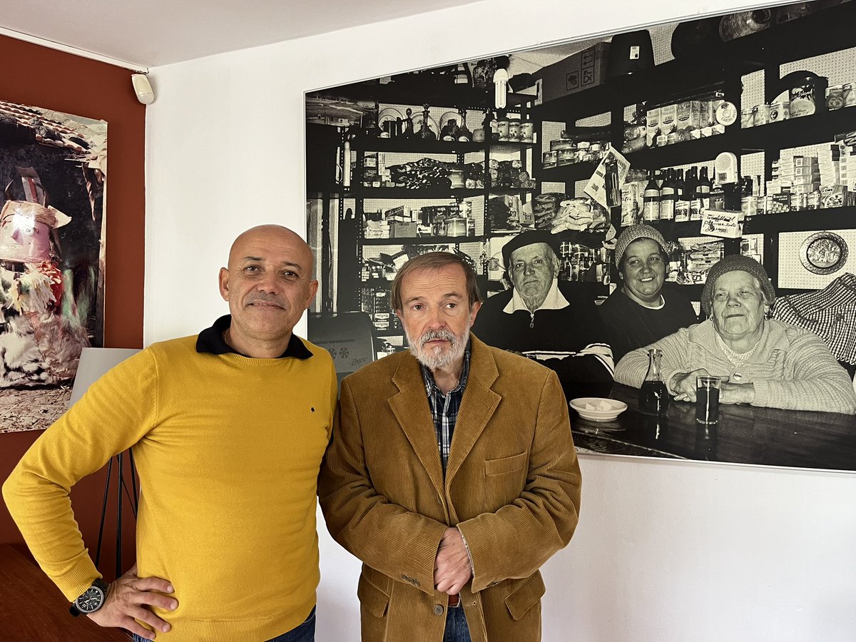 NaturExperience's tweet photo. El pasado viernes se presentó este ilusionante proyecto de las Libreas de El Palmar en el que hemos tenido la fortuna de poder realizar para el @AytoBuenavista y
la Dirección General de Patrimonio Cultural del Gobierno de Canarias.
#libreas #elpalmar #libreaselpalmar https://t.co/TFhTukc8dG