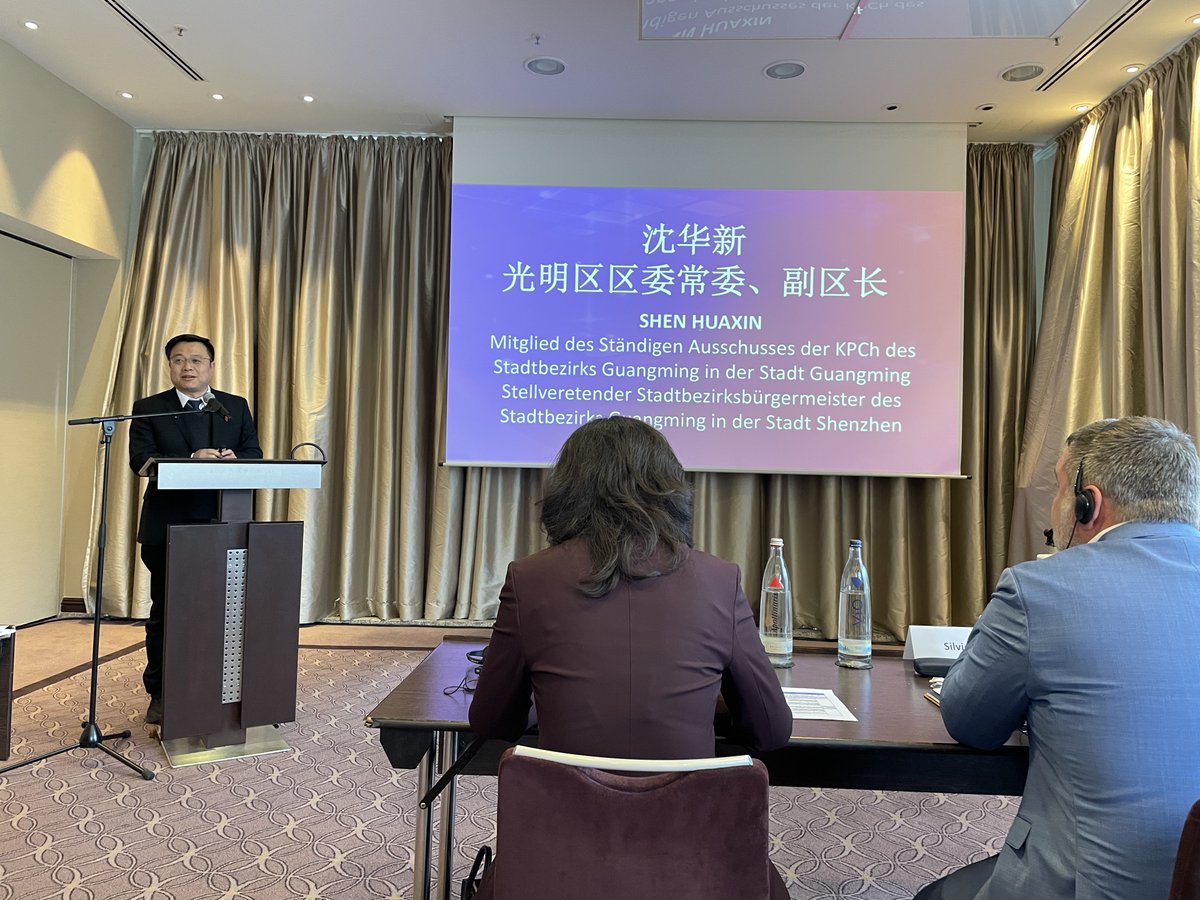 diribo_sensors's tweet image. diribo organised and realised an investment conference for the government of Shenzhen-Guangming at the Hilton Berlin on 10.02.2023. diribo CEO, Silvio Haase, and diribo Director Greater China, Hongzi Huang, moderated the event. #urbanlifelines, #shenzhen, #hiltonberlin, #sensors