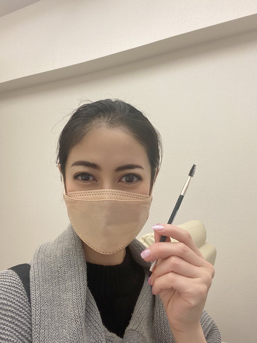 men'sハリウッドブロウリフト

髪の毛ボサボサだ🌝

#メンズ眉毛#ハリウッドブロウリフト #アイブロウ
#メンズ美容#HBL#渋谷眉毛#眉毛サロン#眉WAX
#WAX脱毛#ラディーグ#ladigue