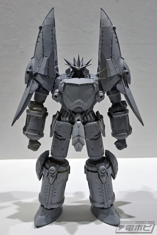 『トップをねらえ！』鉄魄 ガンバスターが展示！

hobby.dengeki.com/event/1834800/

#wf2023w #フィギュア #ワンフェス