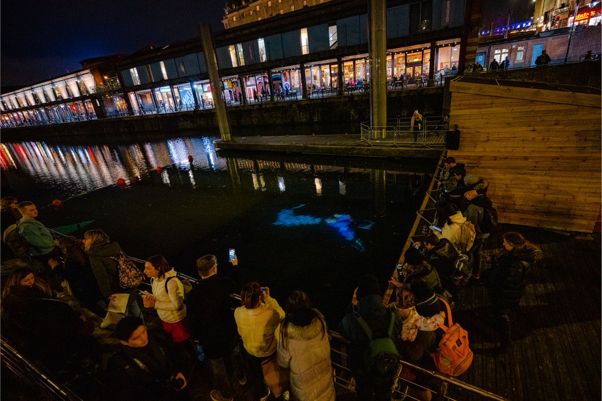 BristolBID's tweet image. You've got one last chance to come out and play! 

🗺 Find out more about the artworks by downloading our free audio guide. Available in 12 languages via @Guide_AI searching for Guide.ID 92

ℹ️ ow.ly/XF2t50MMuEy