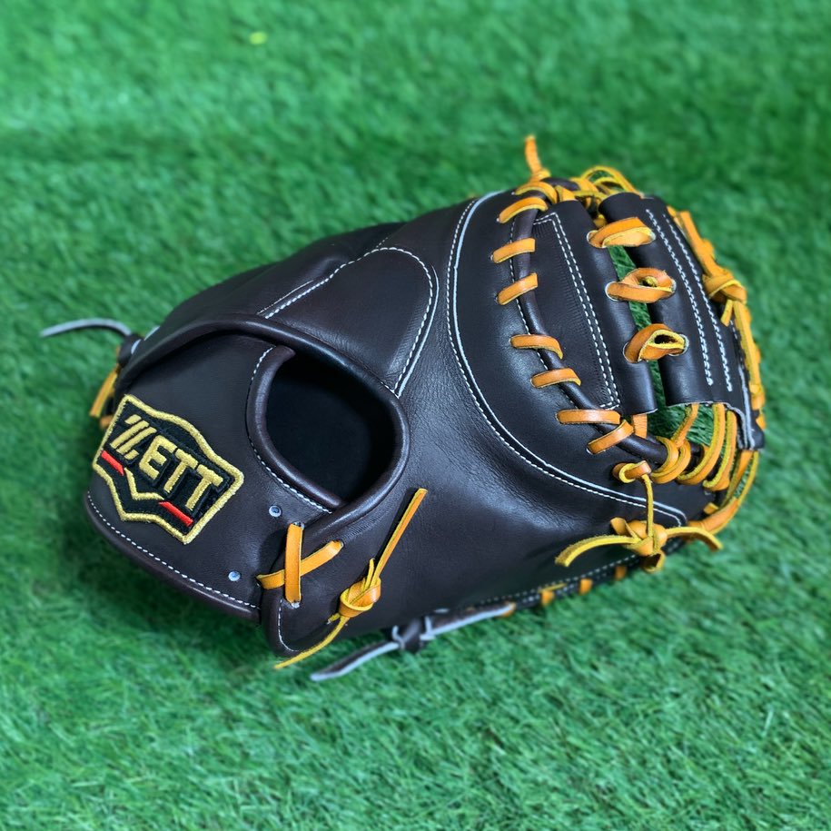 clean_glover's tweet image. 【王道こそ最強】

高校球児からのご依頼

硬め希望で自分で育てる
そのお手伝いをさせて頂きました

強豪校の子は受け答えも対応も
めちゃくちゃしっかりしてる。
その辺の大人より大人です。

応援してます！

#クリラバメンテ #ZETT
#PROSTATUS #プロステイタス