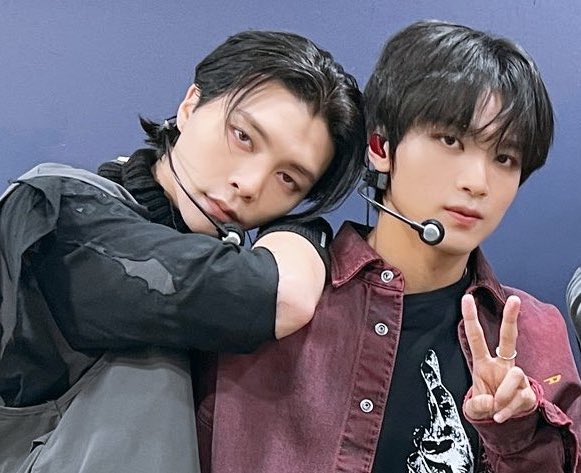 JHNMKHC's tweet photo. Never separate johnny and haechan https://t.co/0Kr5Vip34q
