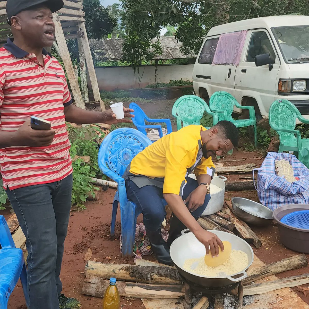 RichardMunang's tweet image. I have repeatedly said that the #informalsector in Africa is a powerful force for good, with the potential to transform the continent's economy and help build a more #climateresilient future. Together, we can unleash the full potential of this vital thread in #Africa's tapestry