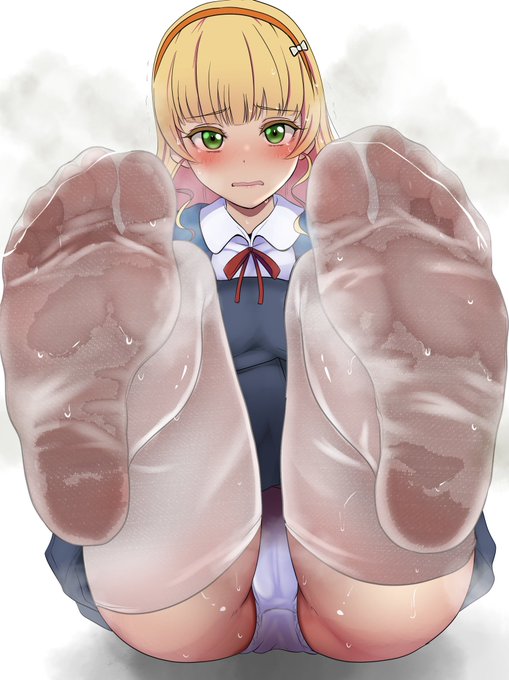 pixivリクエスト納品

頼まれたら嫌な顔しながらも嗅がせてくれる(*ˊ˘ˋ*) 