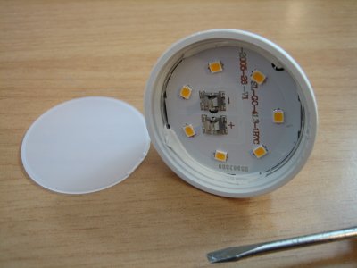 blogbombillas's tweet photo. #Bombilla #led #Ledbox GU10 6W 550 lm 3000K 120º con Chip Osram
https://t.co/9EBR6JAmgY
Bombilla que da gran cantidad de luz con un ángulo amplio, pero no es creíble que monte leds de 150 lm/W y además emite muchísimas interferencias y hay demasiadas incongruencias en los datos https://t.co/3UdrLIG5OI