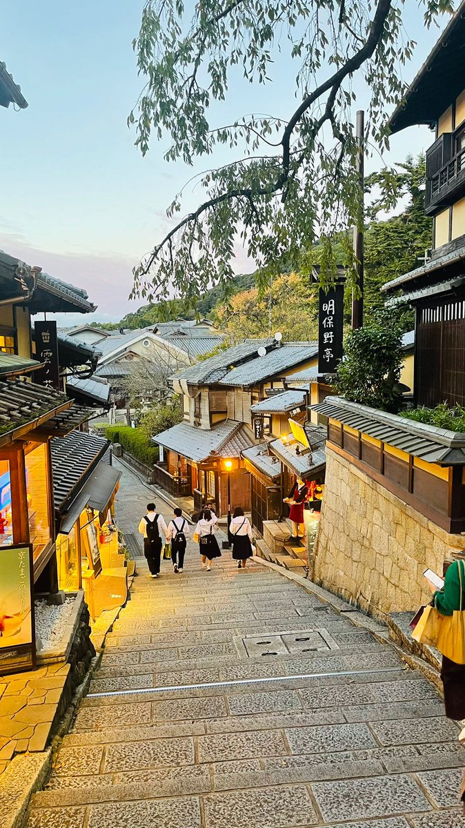 Notyetlanguage's tweet image. Osigurajte mjesto na tečaju japanskog za osnovnoškolce subotom od 10:30. Nastava u školi uz mogućnost online praćenja  Akcijska cijena. #japanski #osnovnoškolci #mladi #tecaj #centarZagreba #tecajjapanskog #KyotoNinenzaka #JapaneseforYoungPeople en-be.net/upisi/akcije