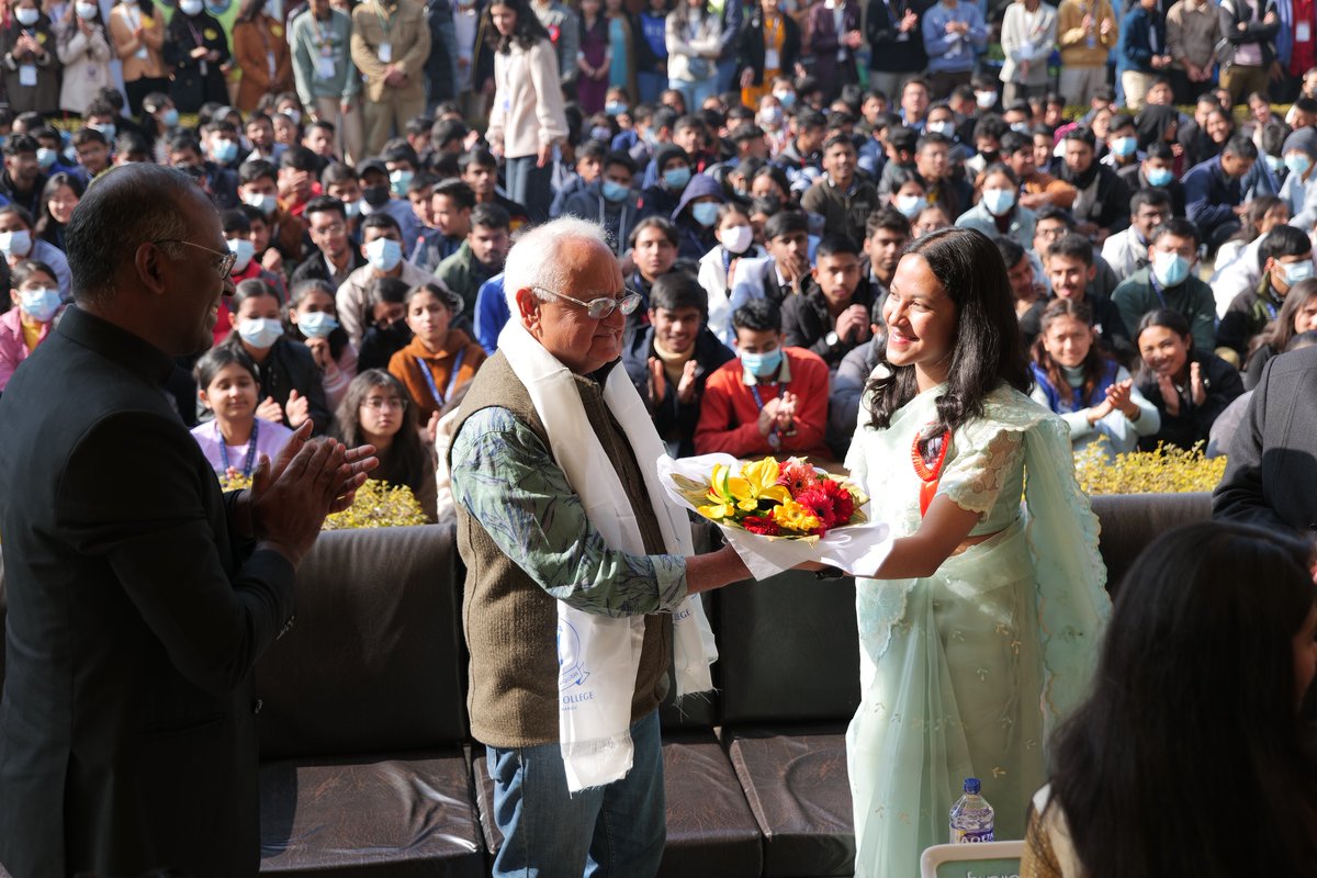 SXCMaitighar's tweet photo. The (27th) SET exhibition, which served as a platform for showcasing innovations, successfully concluded 2day w/more than 10k audience.  S/journo &amp; Xavierian @KanakManiDixit graced the occasion. Txs v/much. Photo:  #Journalisms students @AadeshThapa16 &amp; @hohansa_ #journalism https://t.co/ul8H13vPM4