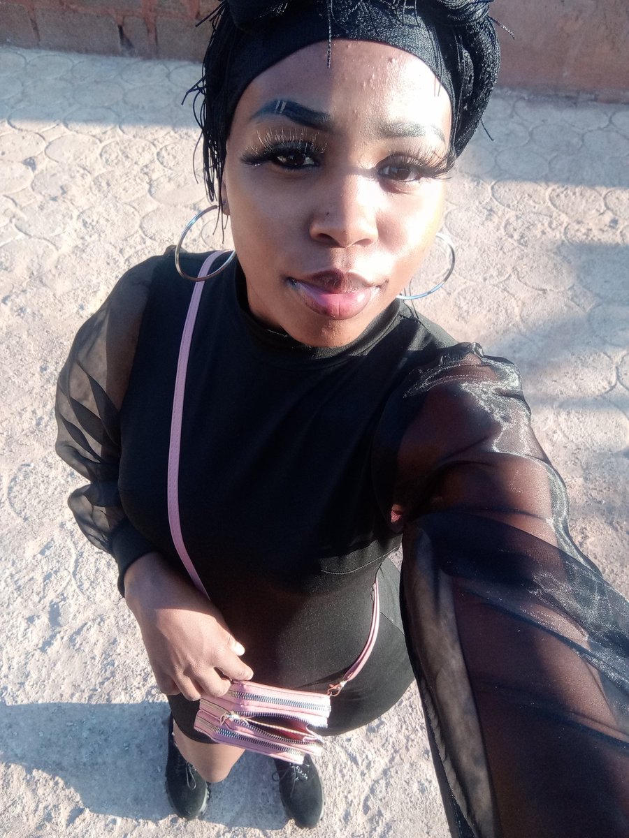MathapeloKekan_'s tweet photo. Happy Sunday ya'll ❤️❤️ https://t.co/tsvtyjIue1