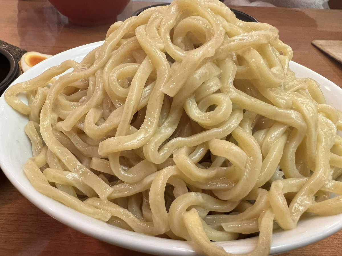 しごおわー
今日は暖かくて過ごしやすかったな😌
お腹すいたので、つけ麺食べて帰ります😋🍜