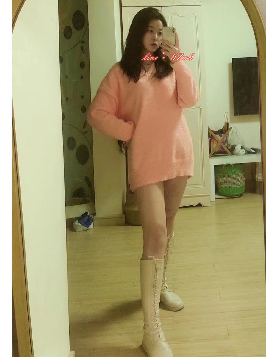 腿有點粗 但也還不錯看啦 https://t.co/Vg5x7JYqiz