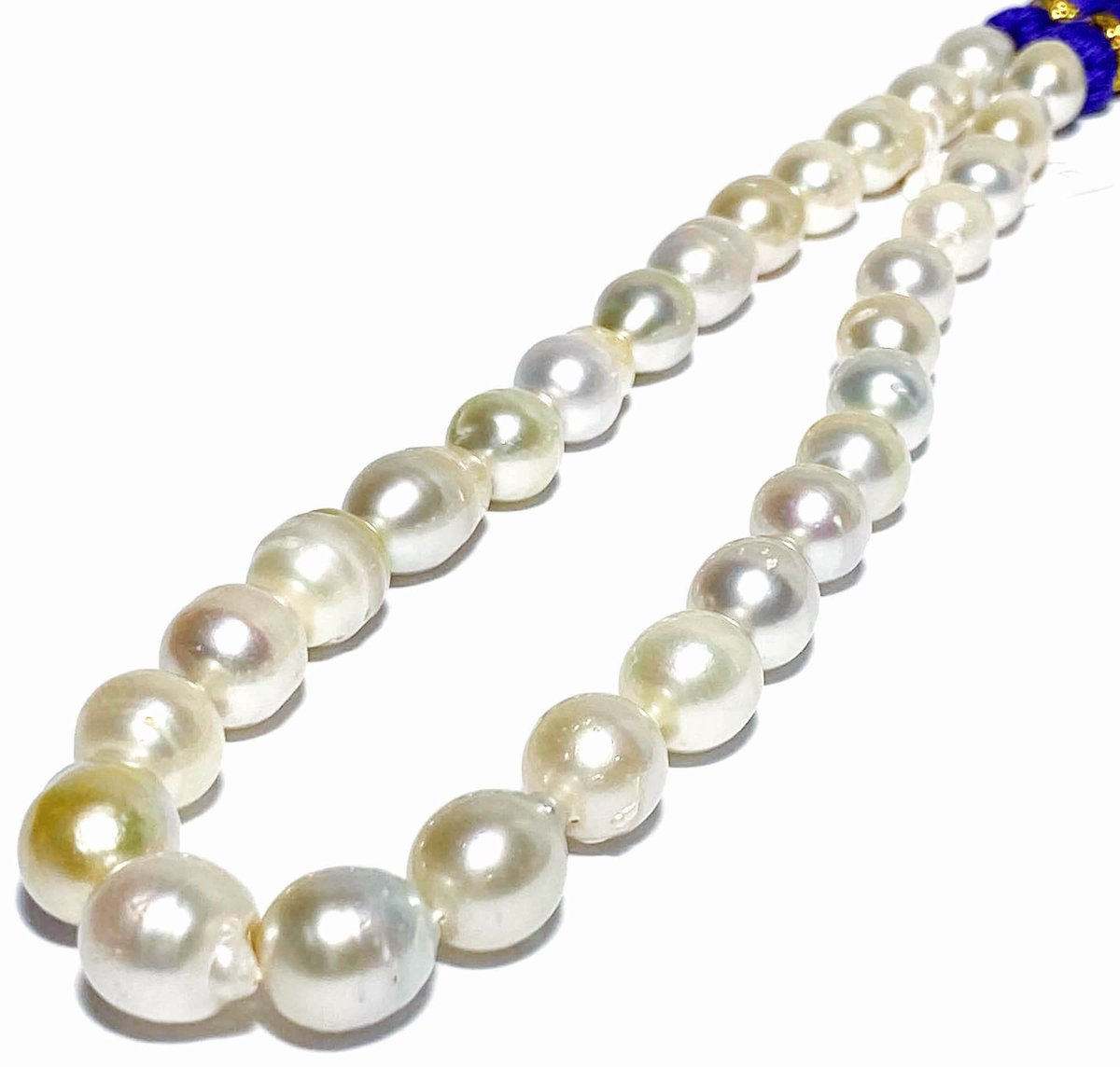 ES_PEARLS's tweet image. Excited to share the latest addition to my #etsy shop: Gorgeous 10.5 - 16.2mm 29 pcs Natural White Hints Slightly Gold Australia South Sea Oval Baroque Cultured Pearl 16" Strand - 18" Necklace etsy.me/3YrawCn #slidelock #silver #no #girls #yes #pearl #victorian
