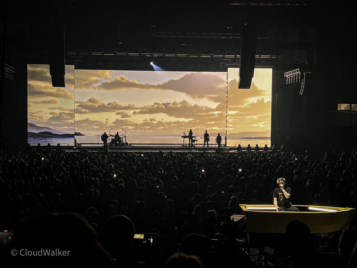 walkercloud13's tweet image. Last night I was at a wonderful Michael Patrick Kelly Concert in Vienna 🥰 Thank you very much for a great time ..true stories from♥️Memory of the Victims of War and World Peace✌️✌️✌️ #Concert #MichaelPatrickKelly #Vienna #paddykelly #mpk #michaelpatrickkellyofficial #iPhone13