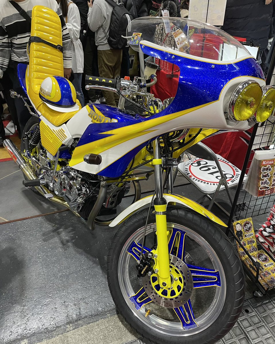 FtakayaT's tweet photo. オートメッセ久々に行ってきた✌️
カスタム欲湧くよね〜 https://t.co/U7y9z6d6vB