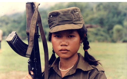 AmericoDeGrazia's tweet photo. #12Feb2002 la ONU declara el Día mundial contra el uso de niños soldados. Práctica que se ha hecho común en Venezuela por ELN y las FARC, especialmente en las fronteras y en los predios del Arco Minero con nuestros Indigenas.#MemoriaVsOlvido https://t.co/p5xhSC9LzC