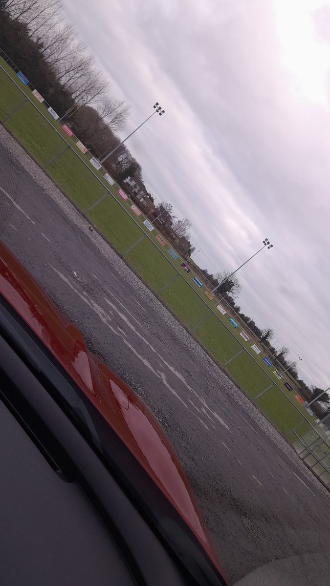 michelle_jessop's tweet photo. Who needs @SixNationsRugby when we have #clubandcommunity #Rugby @connachtrugby @connachtreferee #SundayMorning #grassrootsrugby #giveitatry https://t.co/mJSHBlGEqI