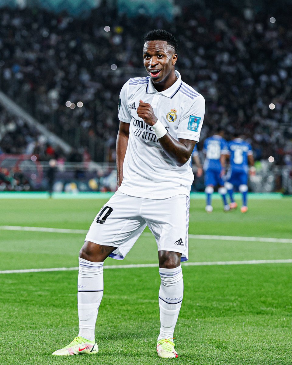realmadrid's tweet photo. 🕺 https://t.co/CFgerMdO2j