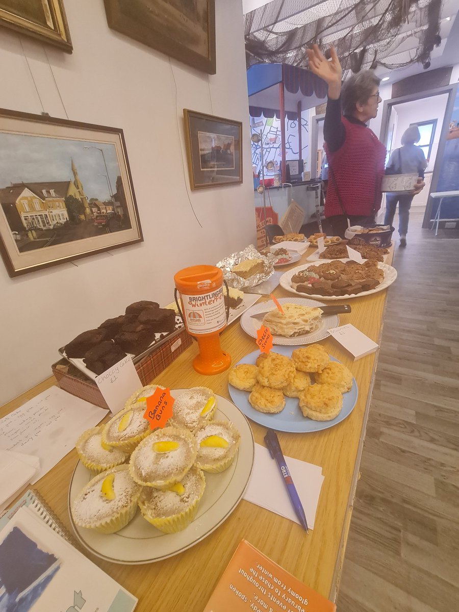BseaWinterFest's tweet photo. Let them eat cake! Today at Brightlingsea Museum until 1pm 🧡🩵🧡 https://t.co/Kzb69PcJS1