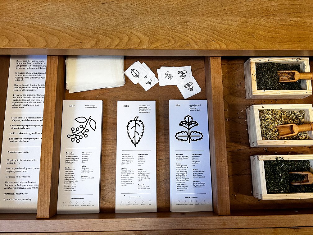 JusticeMuseum's tweet image. Meet the new @C2CArtists in Residence at our #ProjectLab. This free display is a #coproduced exploration on working with #nature in urban settings.

Here you'll find a Tea Apothecary to make your own blend of these herbal remedies to enjoy.

bit.ly/C2CProjectLab