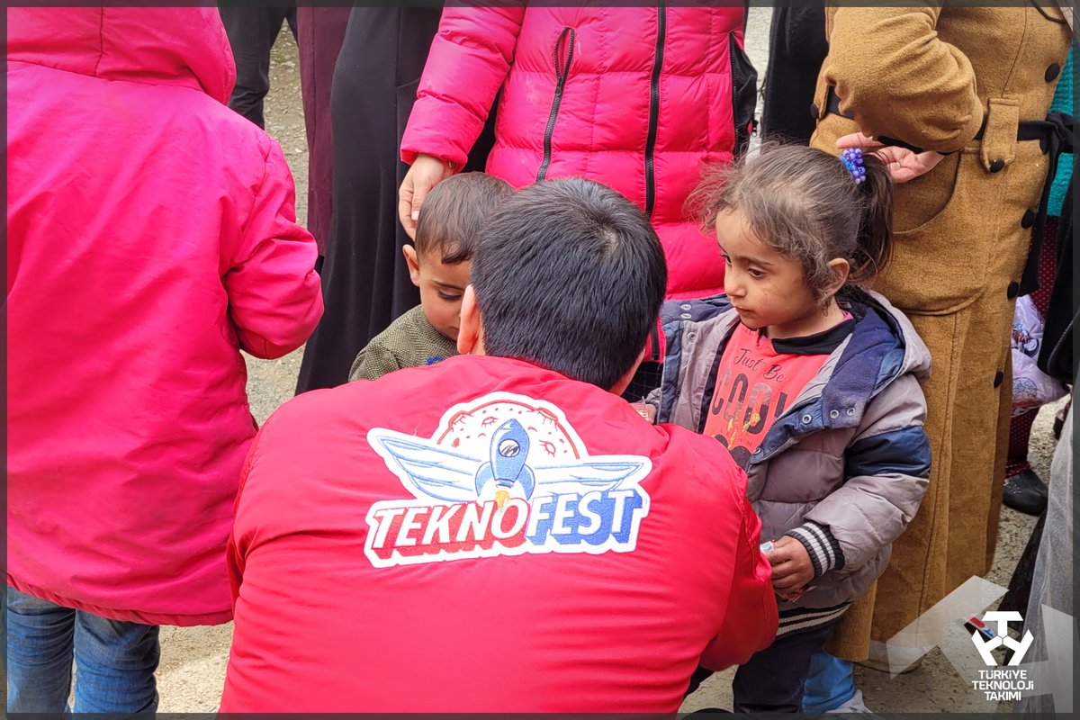 T3Vakfi's tweet photo. Milletimiz için seferberiz!

Türkiye Teknoloji Takımı olarak yaralarımızı sarmak adına 250 gönüllümüzle milletimizin yanındayız. 🇹🇷 https://t.co/zMutHz13b4