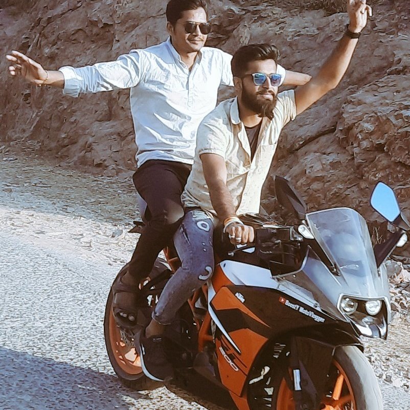 Manohar16342127's tweet photo. #NewProfilePic https://t.co/pQHgC7v5t7