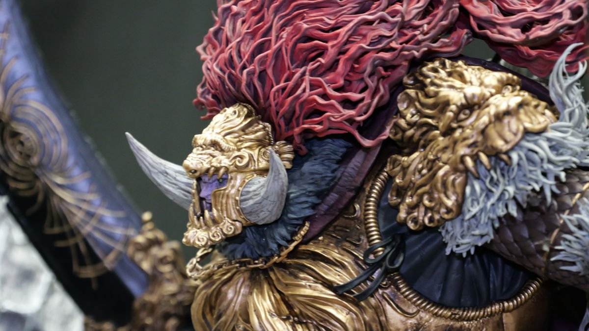Pinopinisimo's tweet photo. Hilo de las figuras de Elden Ring que han anunciado en la  #wf2023w y que me van a arruinar como tenga posibilidad de comprarme alguna:

Radahn, el Azote de las Estrellas.
(Si el que está al lado es Armadura del Asesino de Dragones) https://t.co/FtR043p697