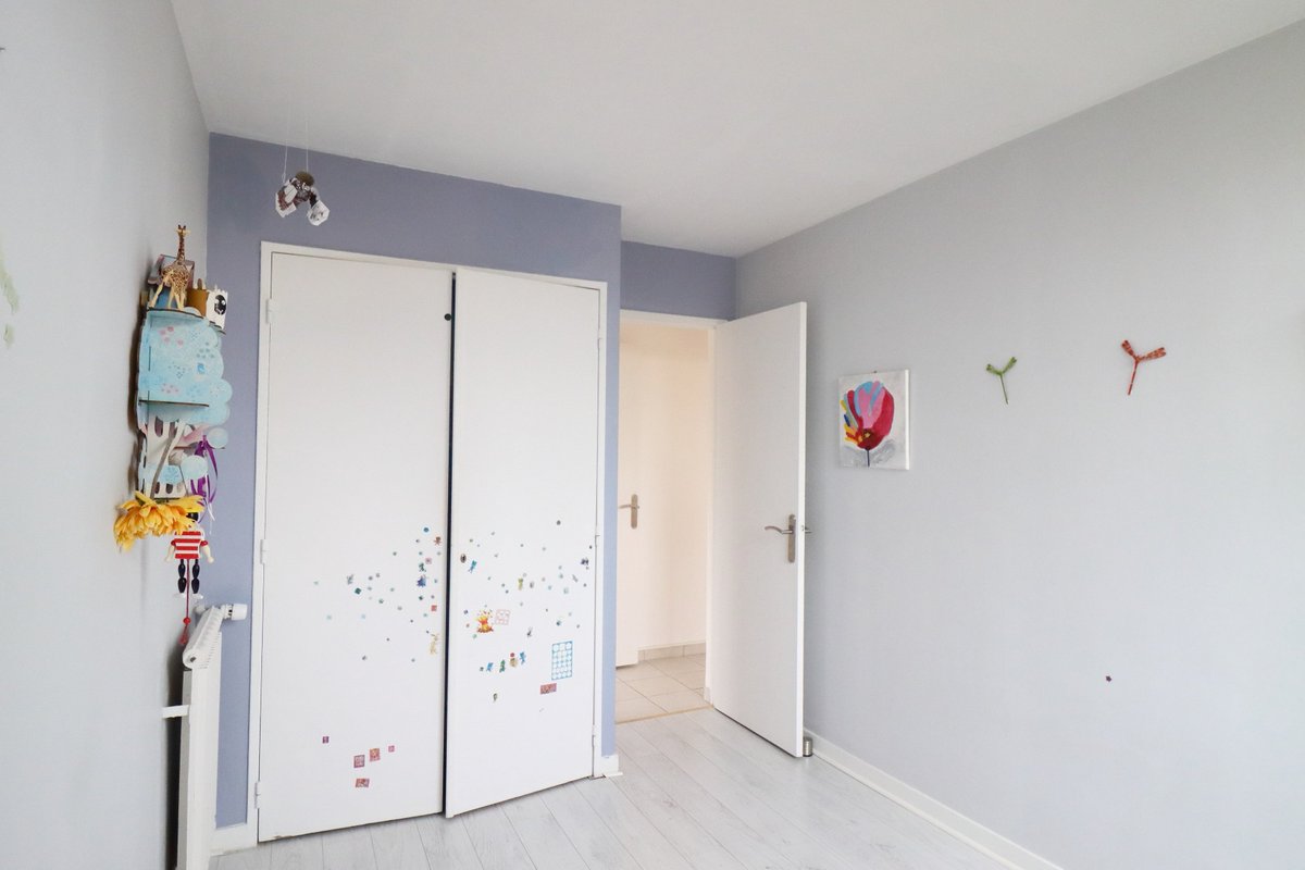 confort_immo's tweet photo. #MaisonsLaffitte
Appartement 4 pièces 356000€
Dont 7000€ TTC d'honoraires d'agence

A quelques pas du château de Maisons Laffitte, environnement très calme , dans le petit parc, 10 mins à pied du centre ville, grandes baies vitrées, double vitrage, exposition Sud-Ouest https://t.co/veFD3Oa0TS