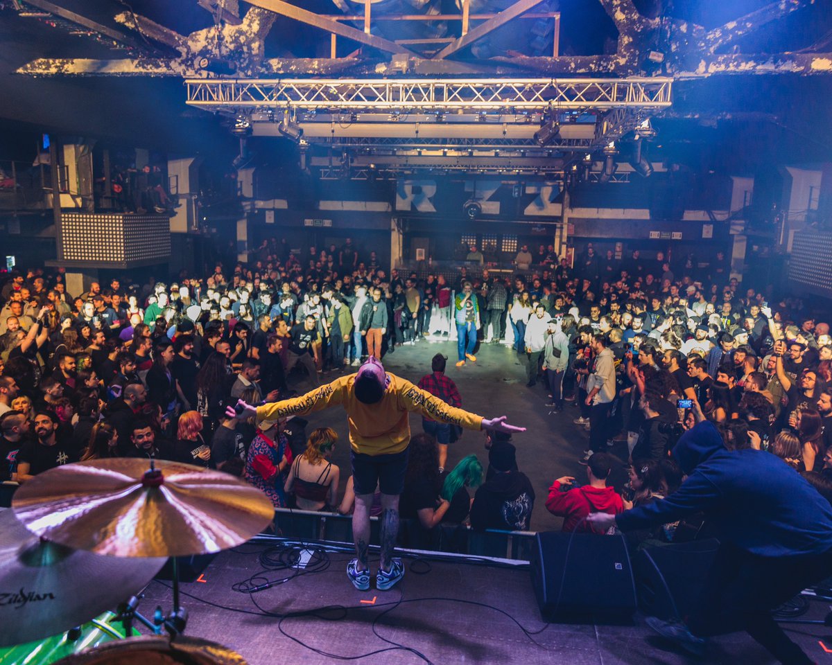 Ayer fue una noche épica <a href="/bellako_hc/">Bellako</a>