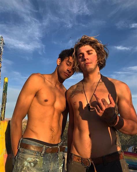 elnandobaena's tweet photo. Ohhhh si, #LukasGage mi vida mi amor https://t.co/bPaau417El