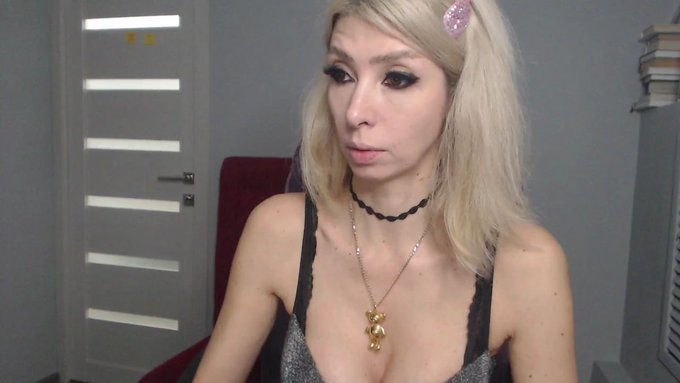I'm online @MyFreeCams! #onmfc https://t.co/PlGLdxpm31 💚 https://t.co/EsXBt8KEmk<a class="tags" href="/tag/myfreecams">@myfreecams</a><a href="/tag/onmfc"class="tags">#onmfc</a>