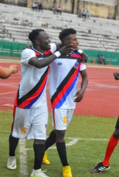 LobiStars's tweet photo. Partnership that works.
#KumagaSuur connects an assist from Joseph Atule to double the scoreline.
I 2-0 I
#NPFL23
#LOBDAK https://t.co/rOnI8Vt4MG