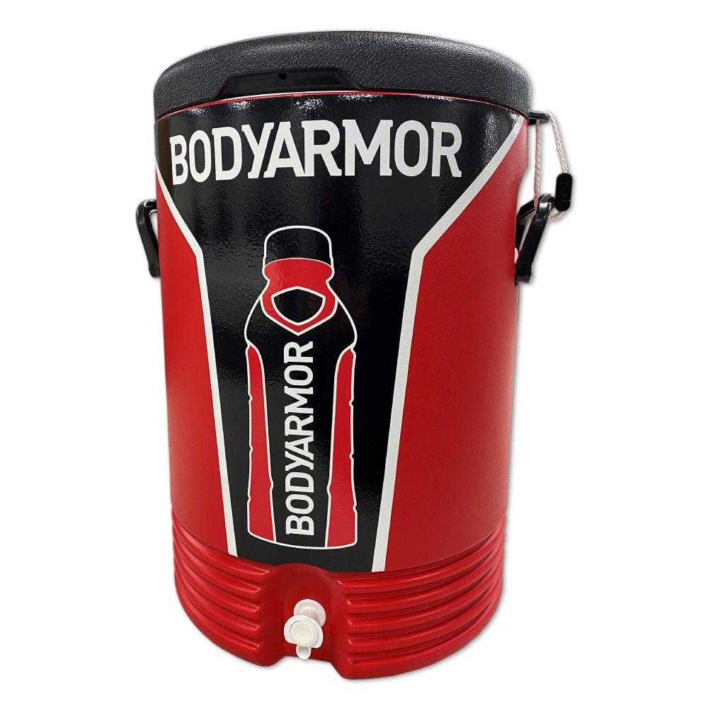 BODYARMOR tweet media