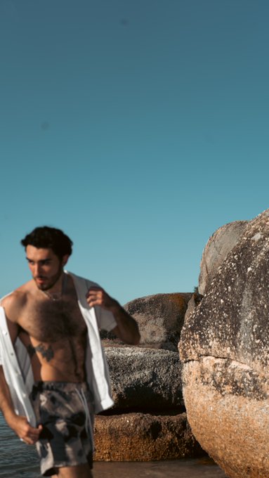 Turning 22 tomorrow 🙂 https://t.co/kV5c4VKSpz