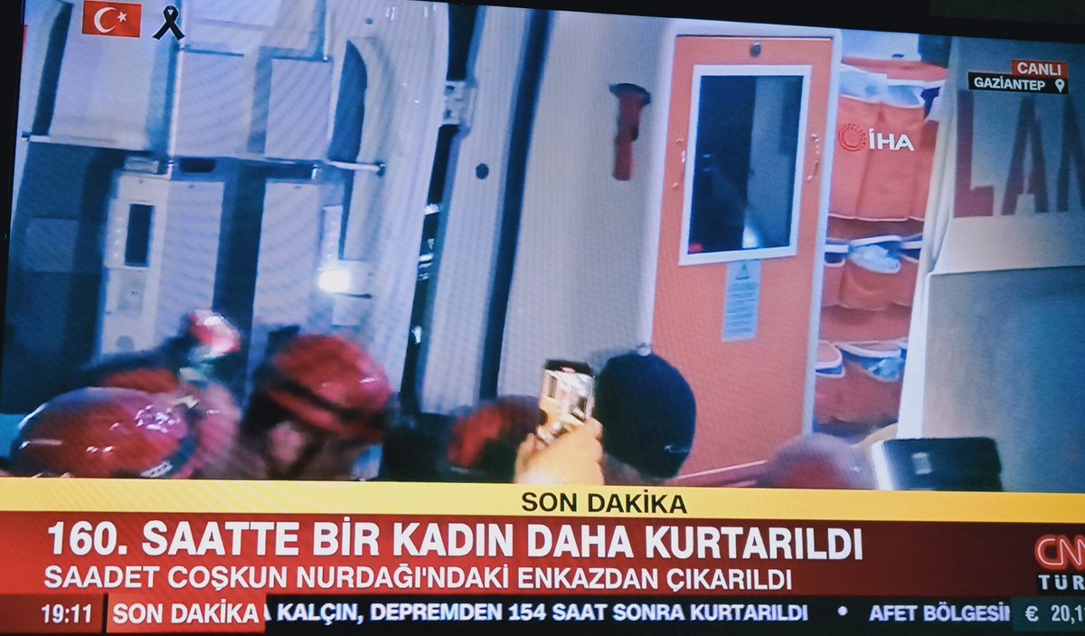 #umuthepvar #EnkazKaldırmaDurmalı 

160. Saatte Saadet Coşkun'da kurtarıldı.

#NURDAĞI  #Gaziantep #hope #earthquake #TURKIYE #Turquia #depremgaziantep