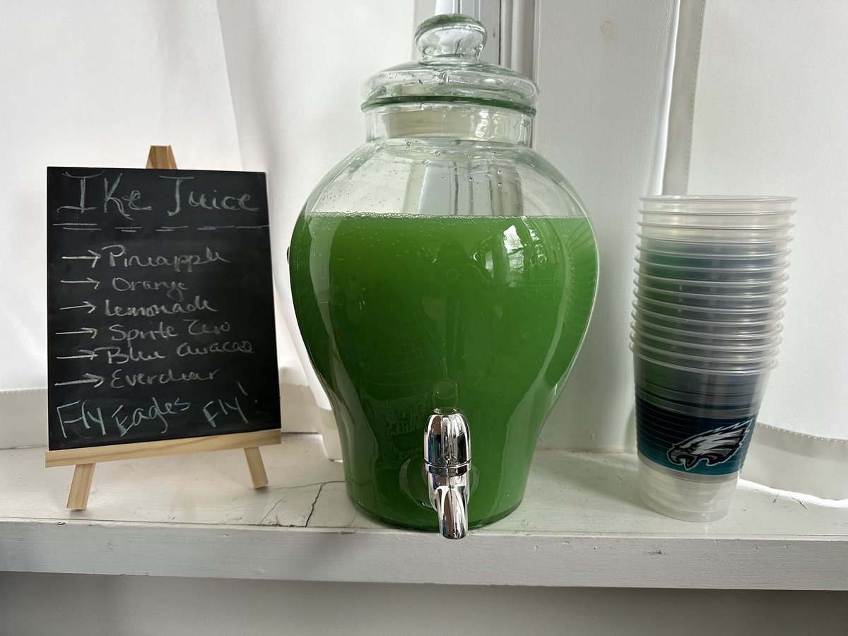 Ike Juice is ready ⁦@MarksReeseWIP⁩ ⁦<a href="/Ike58Reese/">Ike Reese</a>⁩ ⁦<a href="/Eagles/">Philadelphia Eagles</a>⁩ #gobirds #eagles #flyeaglesfly #Superbowl #itsaphillything
