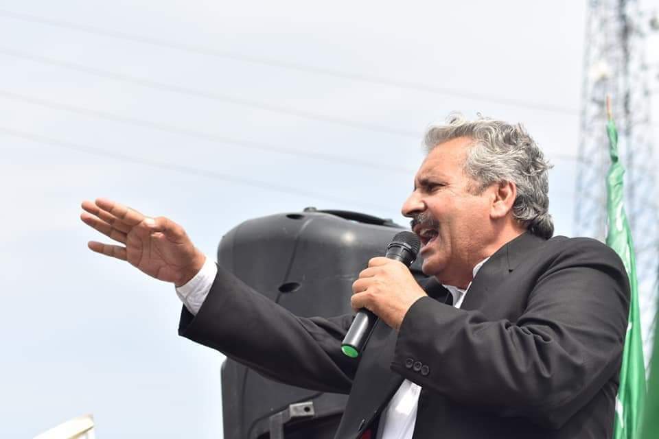 PSOoffical's tweet photo. علي نامدار خان ايډوکيټ د پښتونخوا ملي عوامي ګوند ضلع سوات سيکرټري وټاکل شو.
تنظيم د پرمختګ په لور
هيله لرو چي پښتونخوا ملي عوامي ګوند به سوات کي د علي نامدار خان ايډوکيټ په مشرئ کي نور منظم او پياوړې شي. https://t.co/Qyft6KpLjs