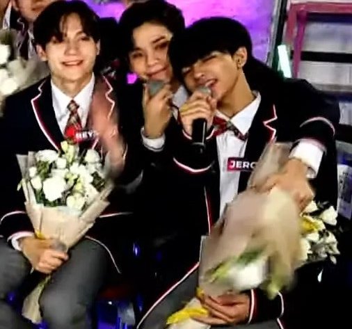 misteryton's tweet photo. Vinster with Jeromy💞 https://t.co/xEOXtSw0SU