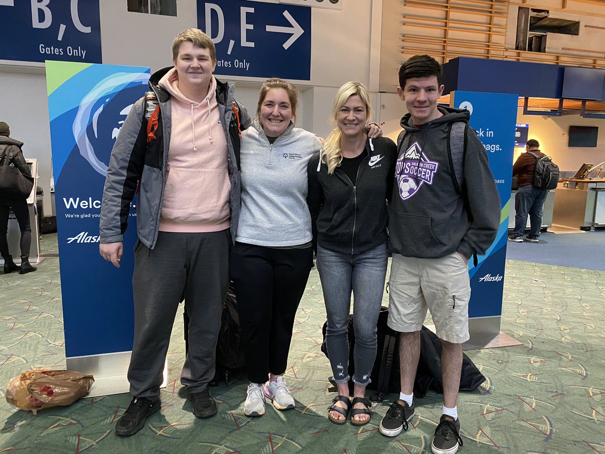 DadGary2000's tweet photo. Zachary is off to Washington DC for Hill Day. Beyond proud of Coach Graves, Ci, and Zachary!  Thank you Morgan and the @SO_Washington Team for all you do. 
@SkyviewUnified @skyviewstormwa @SkyviewUnified @AMeyer_VPS @VancouverSD @CraftyJulie @VancouverSD @ZBStormBot2811 https://t.co/xgPZhtqYvi