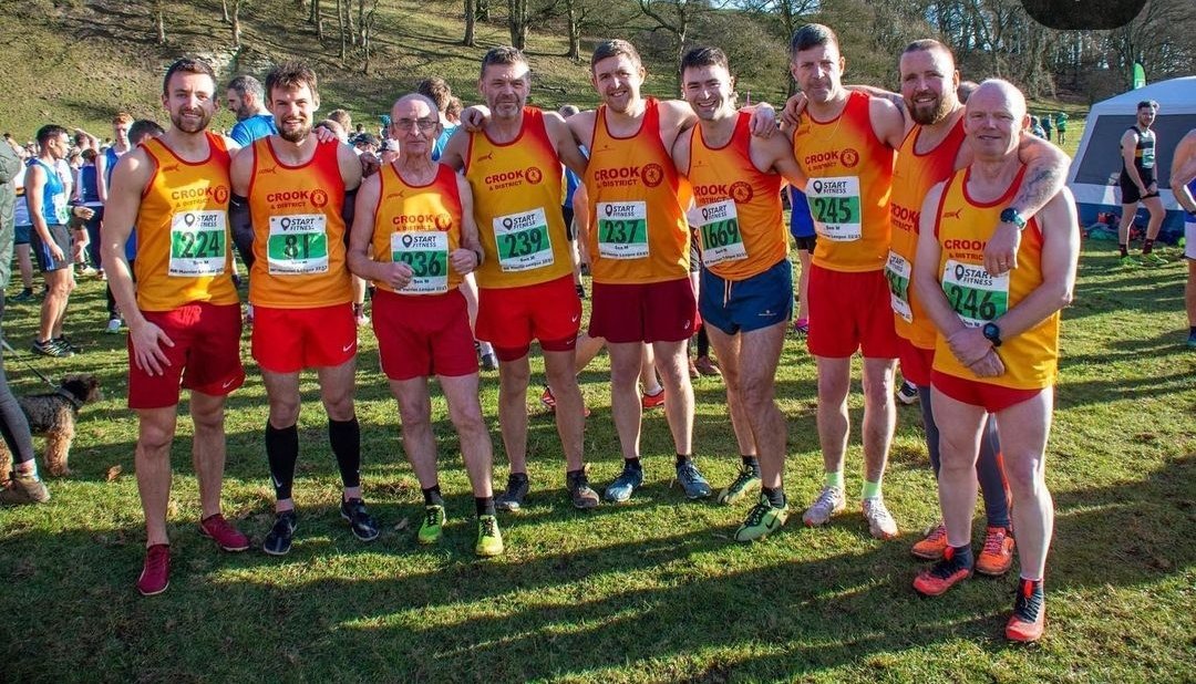 Ladies & Gentlemen I give you ....the ladies & gentlemen who tackled the tough cross country course at Thornley Hall Farm yesterday in the latest event of the @Start_Fitness series of #NEHL - well done ladies & gentlemen #CrookAClads #CrookAClasses 💛💕💛