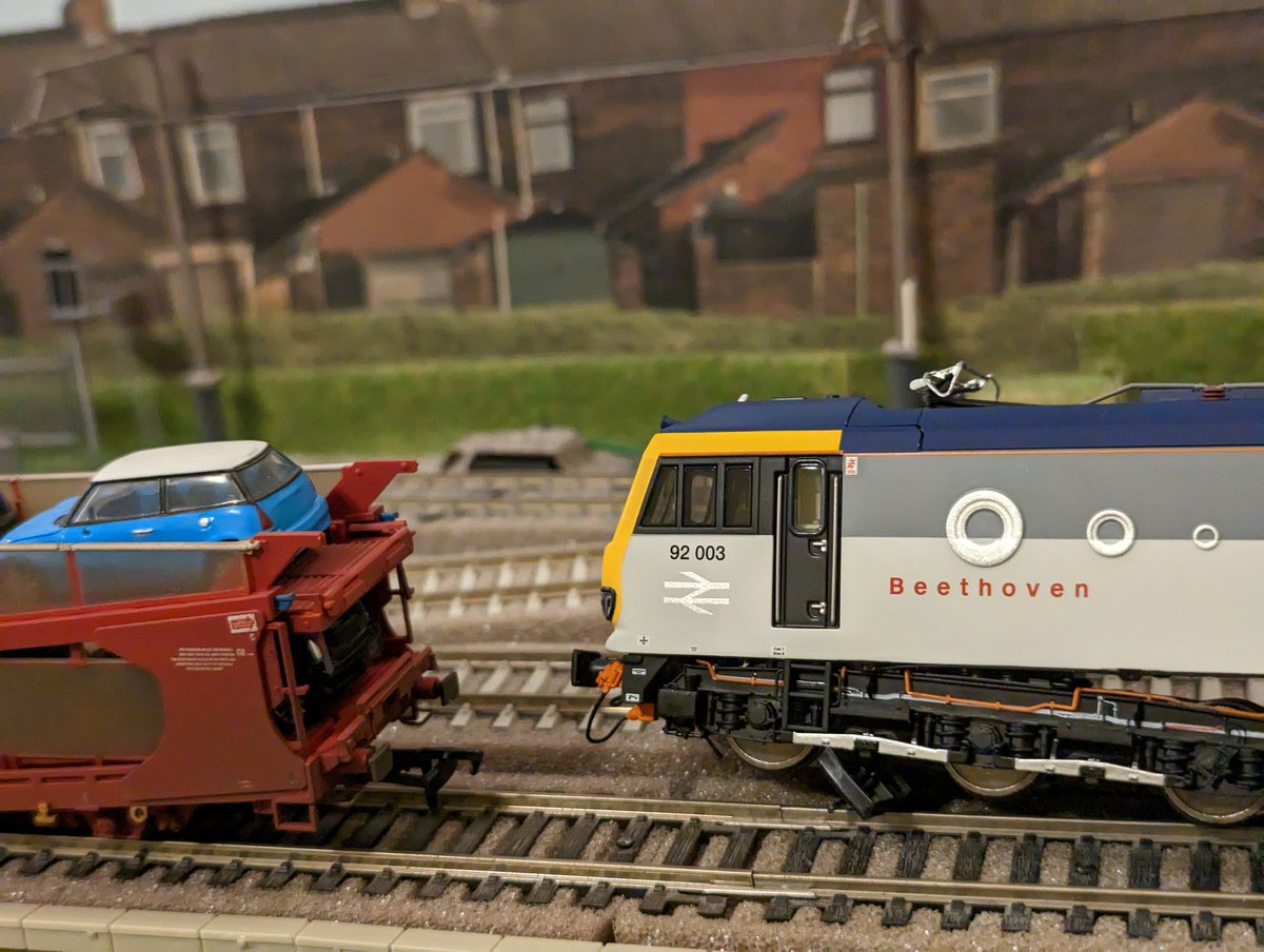 Jt11John's tweet image. Not the best of starts for this new loco 😫 #TwitterModelTrainShow #TMRGUK